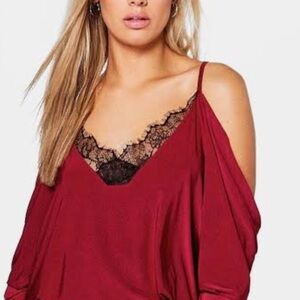 Boohoo plus size lace trim cold shoulder Burgundy Top